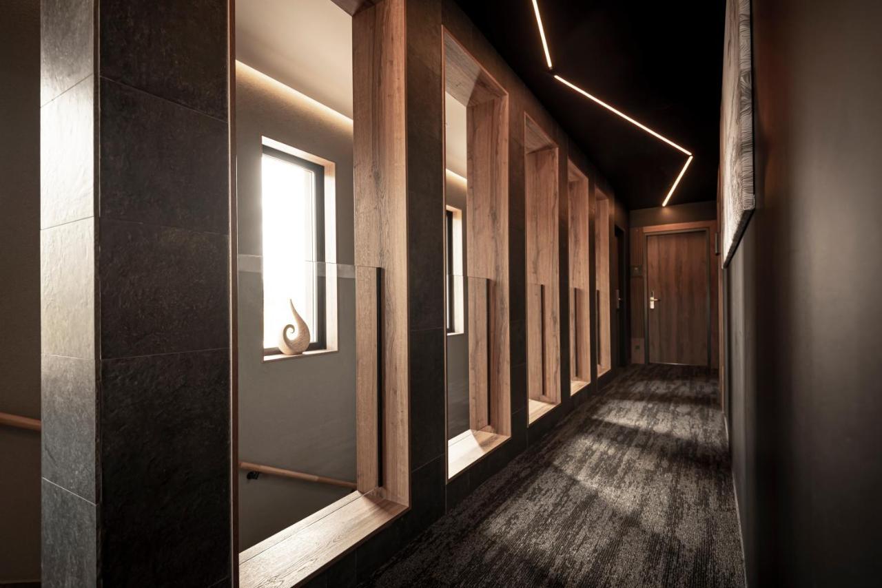 Mediterraneo Luxury Room Esztergom Bagian luar foto