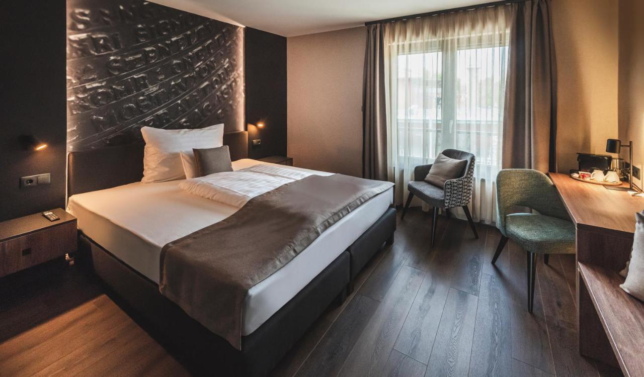Mediterraneo Luxury Room Esztergom Bagian luar foto