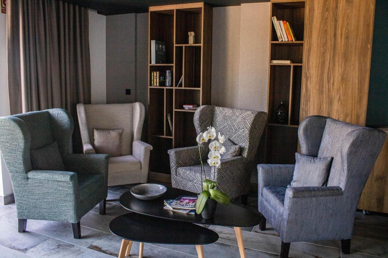 Mediterraneo Luxury Room Esztergom Bagian luar foto